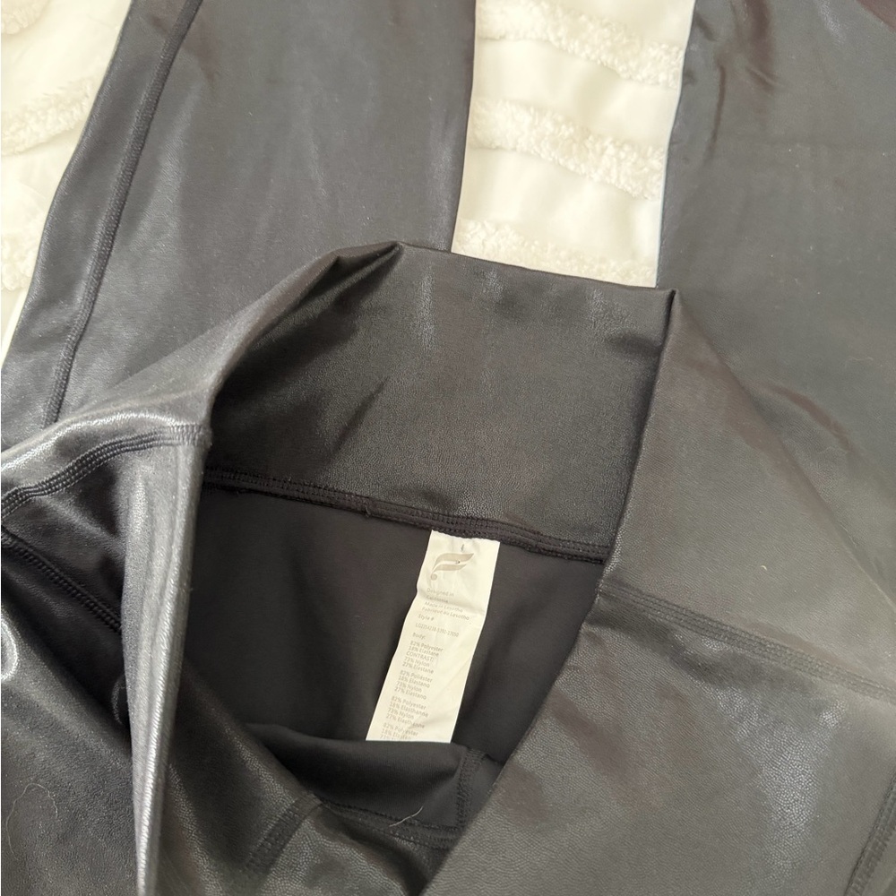 Fabletics Midnight Black Leggings - Picture 3 of 11